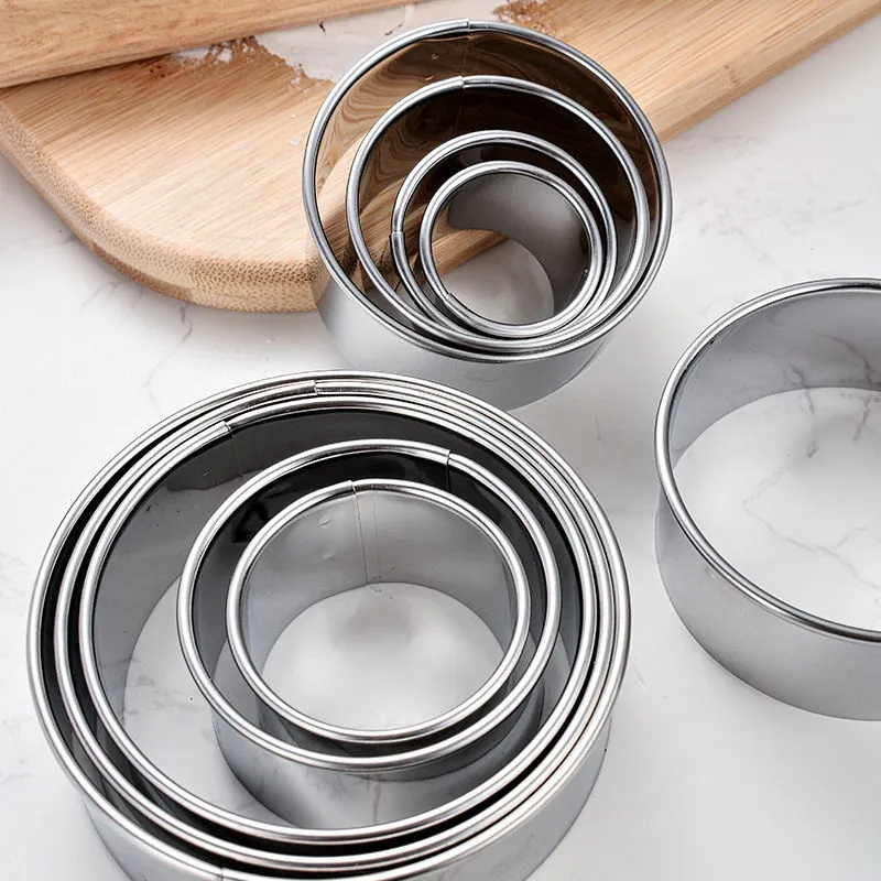 Moule à biscuits rond en acier - Kitchen Gadgets Design avis et prix