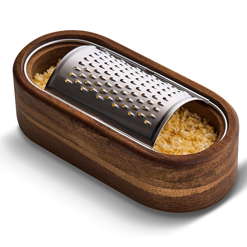 Râpe à fromage avec récipient  - Cheese Grater Box avis et prix