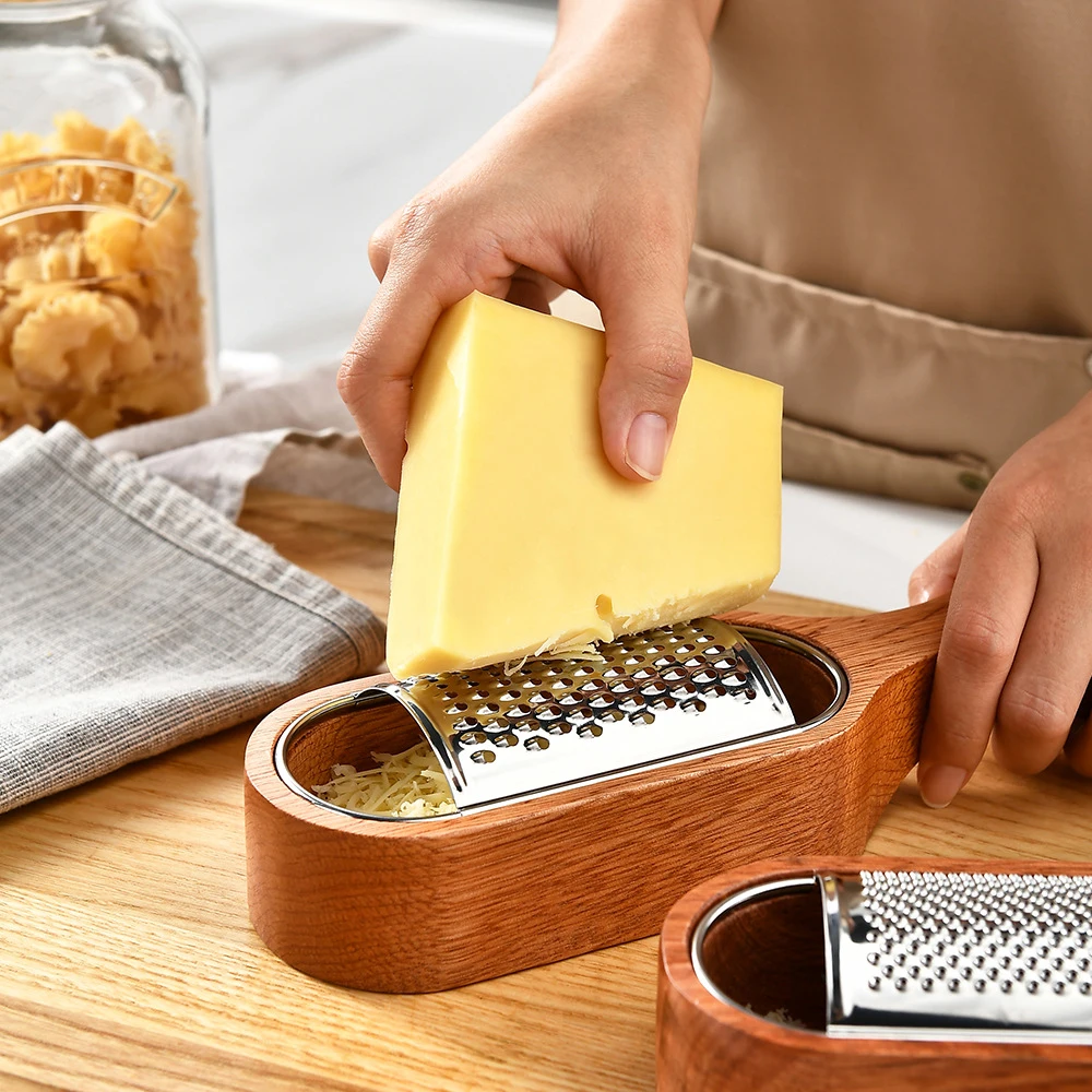 Râpe à fromage en acier inoxyd - Cheese Grater Box avis et prix